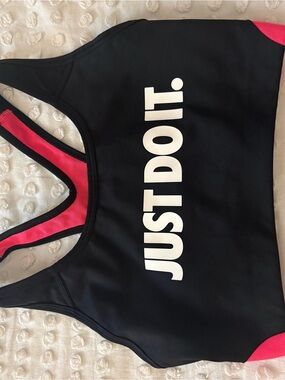 Nike sports bra